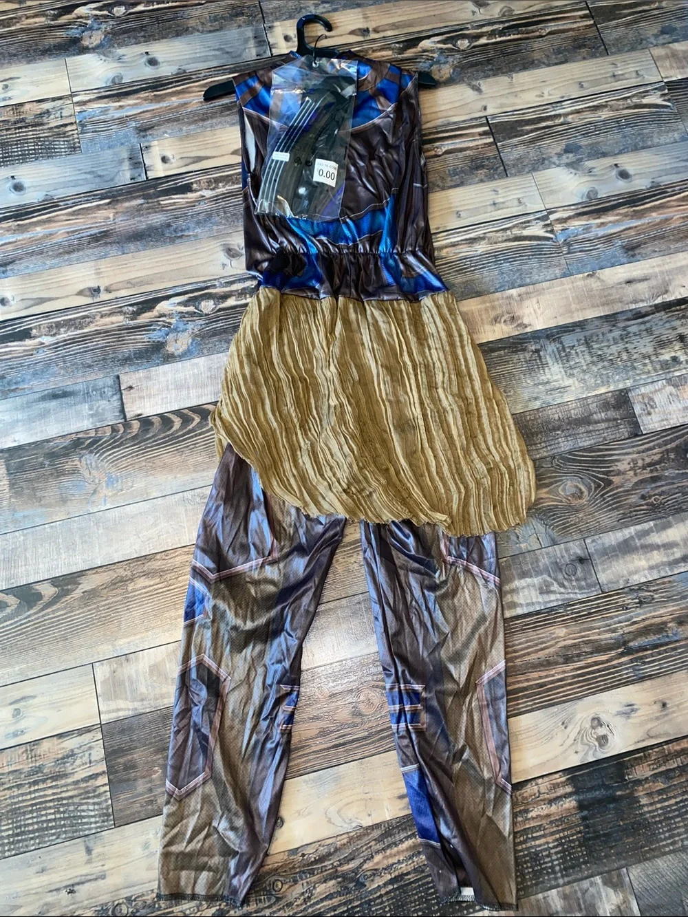 Marvel Black Panther Superhero Costume size L 10-12 comes with arm bands